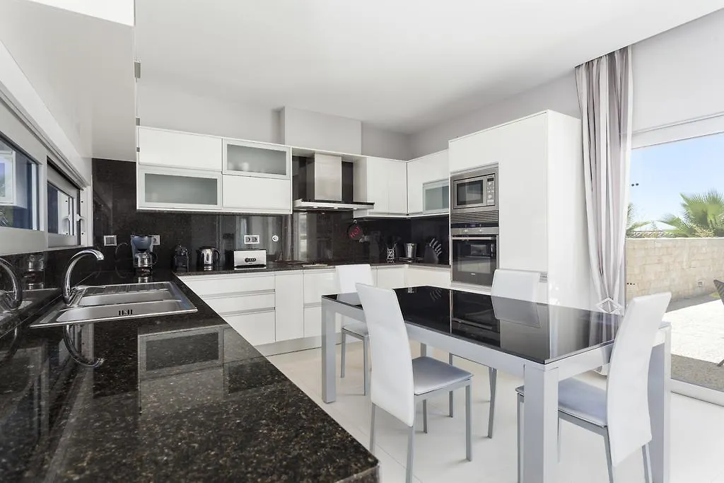 Villa Miramar By Seewest Lagos
